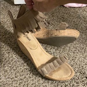 Minnetonka wedges